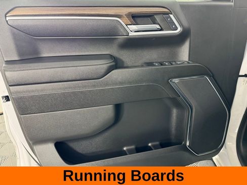 Used 2023 Chevrolet Silverado 1500 LT Trail Boss image 9