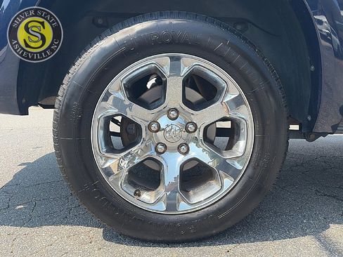 Used 2013 RAM 1500 Laramie w/ Convenience Group AWD/4WD image 9