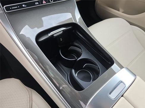 New 2026 Mercedes-Benz GLC 300 4MATIC image 29
