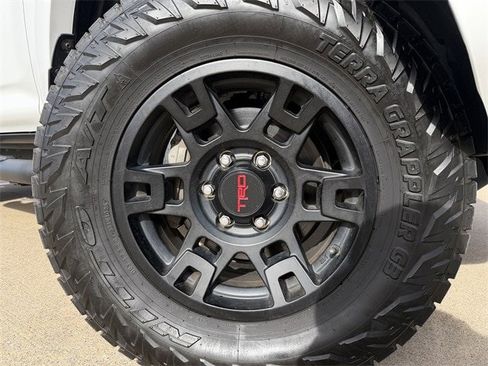 Certified 2023 Toyota 4Runner SR5 Premium image 11