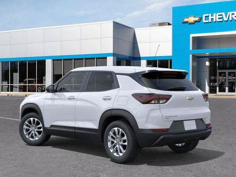 New 2026 Chevrolet TrailBlazer LS w/ LS Convenience Package AWD/4WD image 3