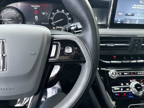 Certified 2022 Lincoln Corsair AWD w/ Premium Package image 29
