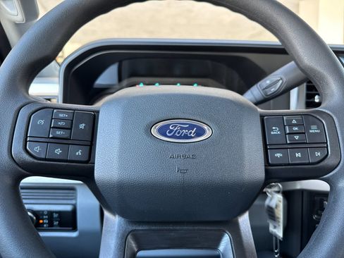 New 2026 Ford F250 XL w/ FX4 Off-Road Package image 22