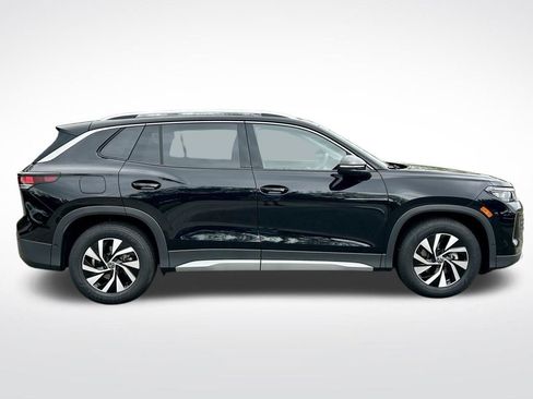 New 2026 Volkswagen Tiguan S FWD image 4