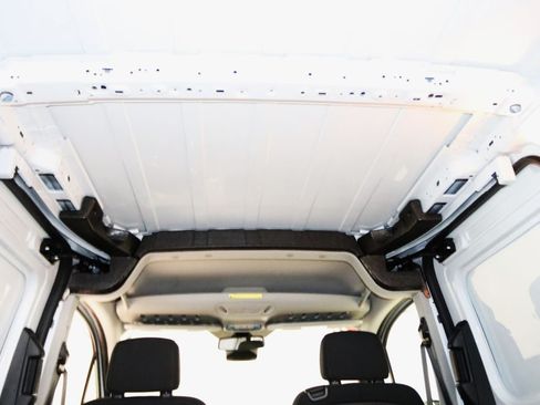 Used 2019 Ford Transit Connect XLT FWD image 13