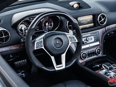 Used 2016 Mercedes-Benz SL 63 AMG AMG SL 63 w/ Driver Assistance Package image 6