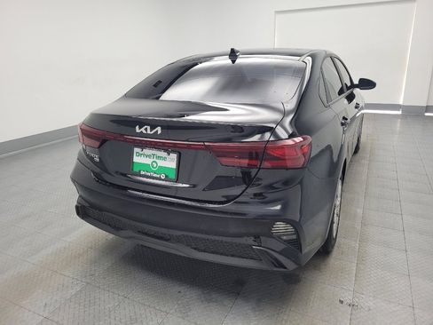 Used 2024 Kia Forte LX image 7