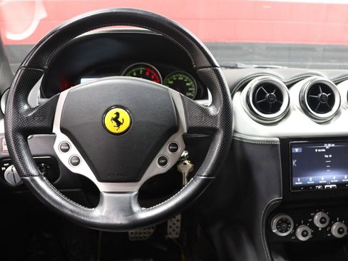 Used 2005 Ferrari 612 Scaglietti RWD image 66