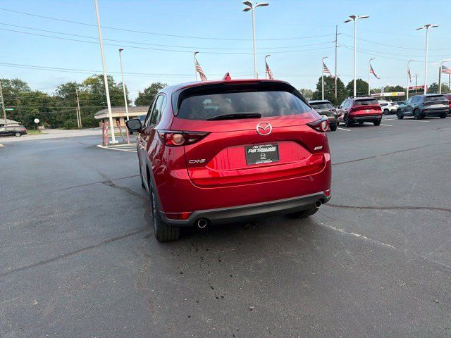 Used 2017 MAZDA CX-5 Touring FWD image 12