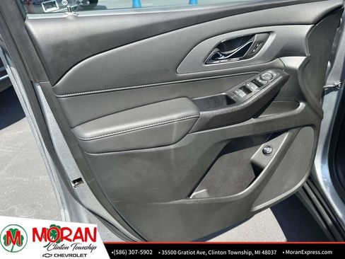 Certified 2024 Chevrolet Traverse LT w/ LPO, Floor Liner Package AWD/4WD image 15