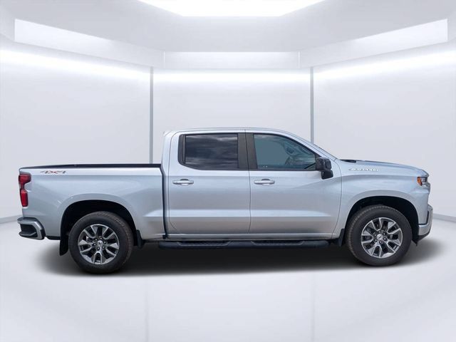 Used 2021 Chevrolet Silverado 1500 RST w/ Bed Protection Package AWD/4WD image 2