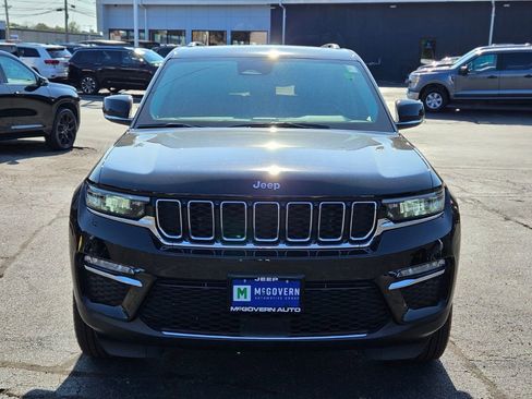 Used 2023 Jeep Grand Cherokee 4WD 4xe image 8