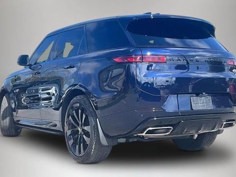 Used 2023 Land Rover Range Rover Sport SE Dynamic image 4