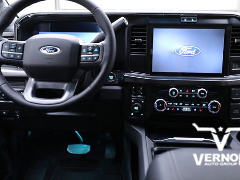 New 2026 Ford F250 Lariat w/ Chrome Package image 20