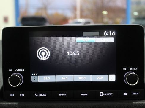 Certified 2022 Honda Civic EX image 25