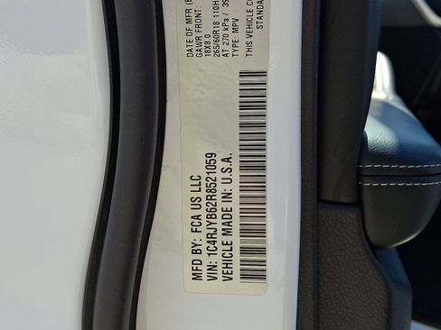 Used 2024 Jeep Grand Cherokee Limited 4xe AWD/4WD image 26