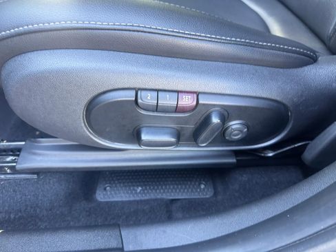 Used 2019 MINI Cooper Countryman S w/ Premium Package image 16