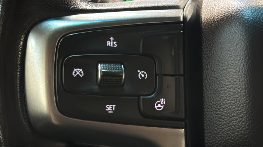 Used 2020 Chevrolet Silverado 1500 RST w/ True North Edition AWD/4WD image 22