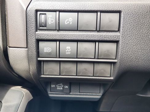 Used 2025 Toyota Tacoma SR5 image 26