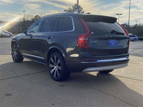 Used 2022 Volvo XC90 T6 Inscription image 4