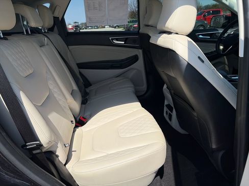 Used 2023 Ford Edge Titanium w/ Class II Trailer Tow Package AWD/4WD image 33