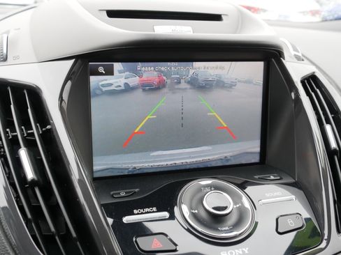 Used 2015 Ford Escape Titanium image 28