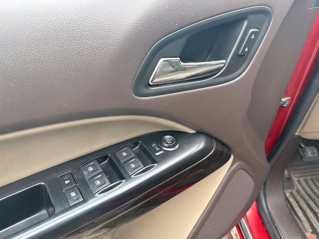 Used 2015 GMC Canyon SLT w/ Driver Alert Package AWD/4WD image 17