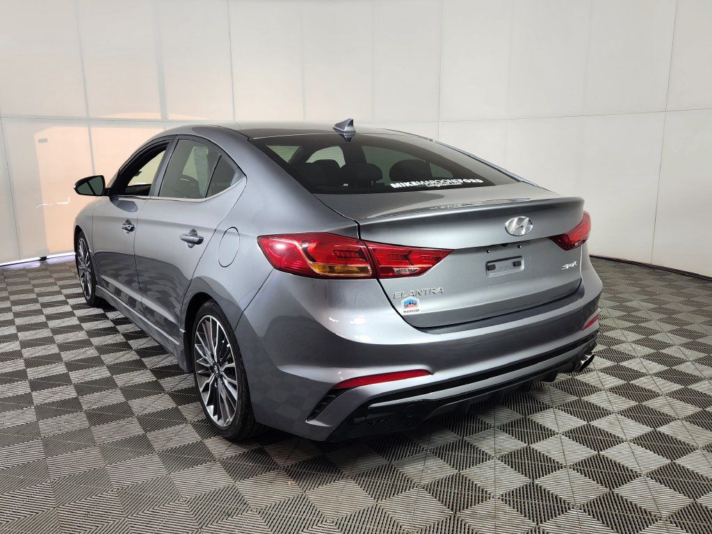 Used 2017 Hyundai Elantra Sport w/ Sport Premium Package 06 FWD image 5