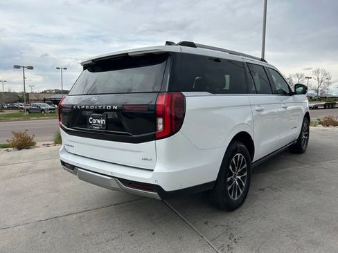 Used 2025 Ford Expedition Max Platinum AWD/4WD image 9