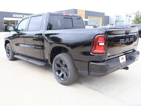 New 2026 RAM 1500 Express AWD/4WD image 21
