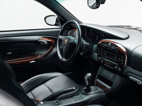 Used 2003 Porsche 911 Turbo AWD/4WD image 28