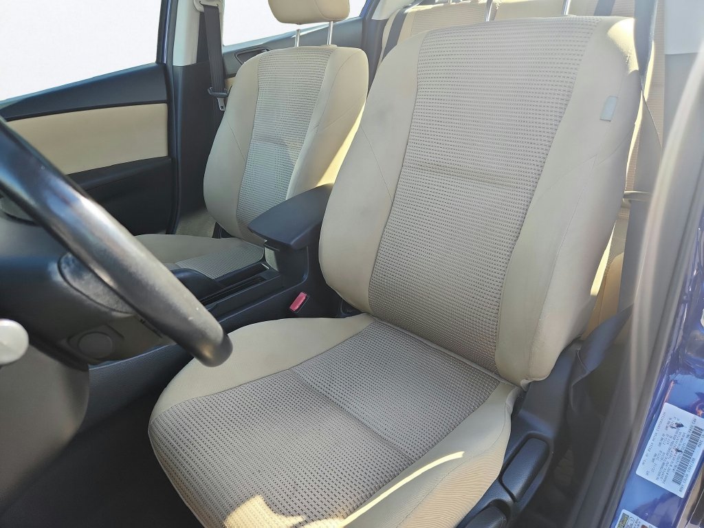 Used 2012 MAZDA MAZDA3 i Touring FWD image 10