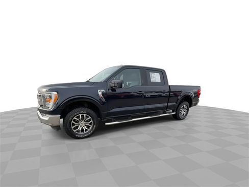 Used 2021 Ford F150 Lariat w/ Equipment Group 501A Mid image 4