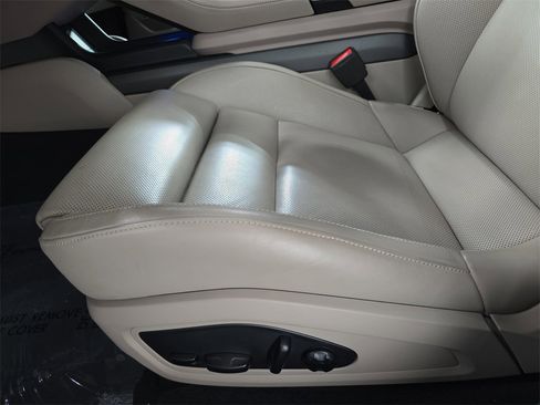 Certified 2021 Porsche Taycan 4S image 23