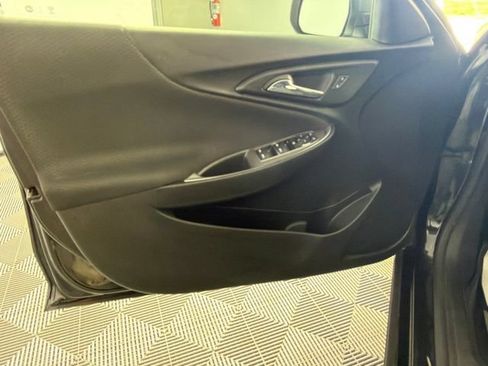 Used 2022 Chevrolet Malibu LS w/ LPO, Floor Liner Package FWD image 19