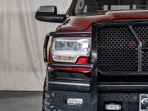 Used 2019 RAM 2500 Laramie image 40