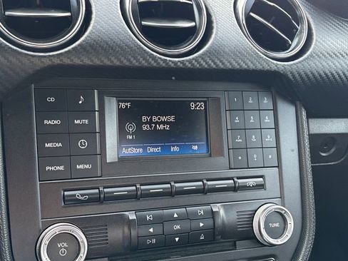 Used 2017 Ford Mustang Coupe image 14