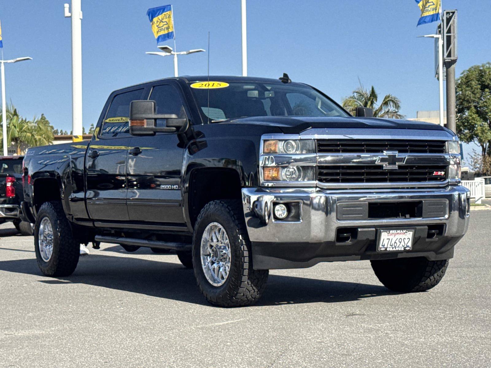 Used 2015 Chevrolet Silverado 2500 LT w/ LT Convenience Package AWD/4WD image 3