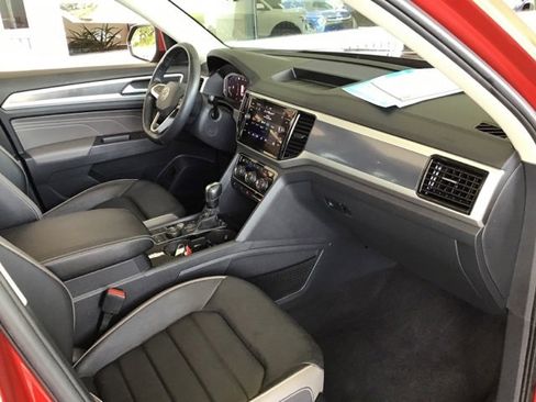 Used 2021 Volkswagen Atlas SEL Premium image 60