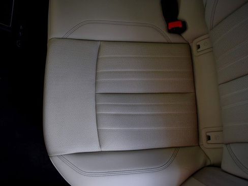 Used 2019 Audi e-tron Premium Plus AWD/4WD image 35
