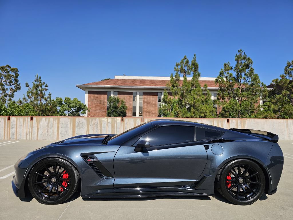 Used 2019 Chevrolet Corvette Z06 RWD image 6
