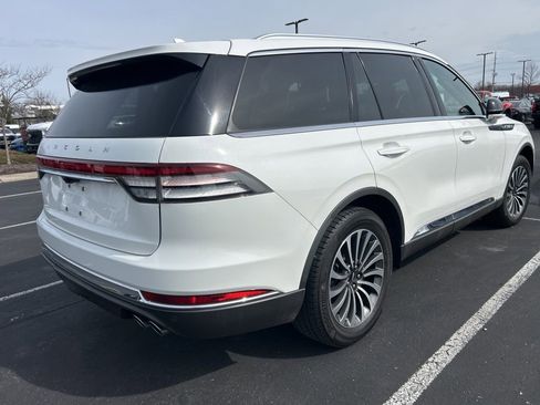 Used 2020 Lincoln Aviator Reserve w/ Elements Package Plus image 3