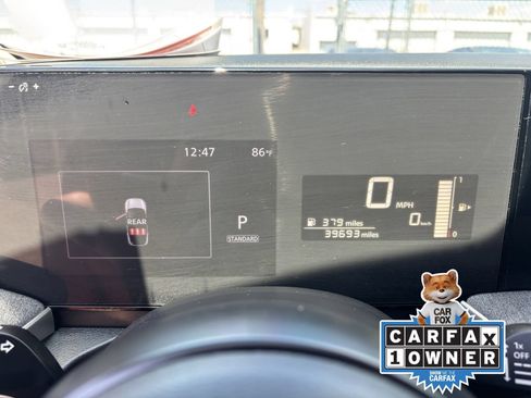 Used 2025 Nissan Kicks SV AWD/4WD image 31