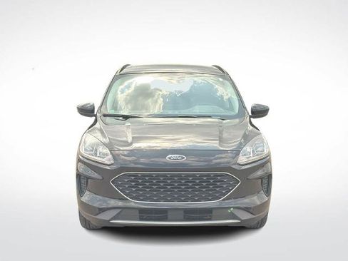 Certified 2021 Ford Escape SE w/ Convenience Package FWD image 3
