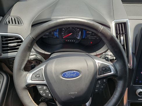Certified 2022 Ford Edge ST w/ Equipment Group 401A AWD/4WD image 23