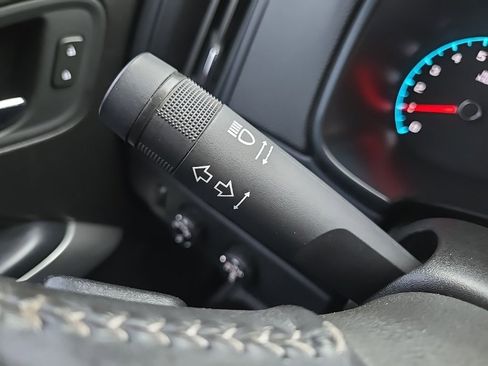 Used 2019 Chevrolet Colorado ZR2 image 54