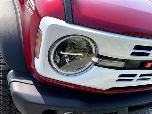 Certified 2026 Ford Bronco Heritage Edition AWD/4WD image 28