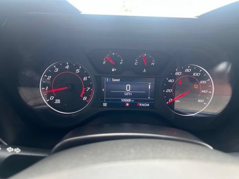 Used 2021 Chevrolet Camaro LT RWD image 19