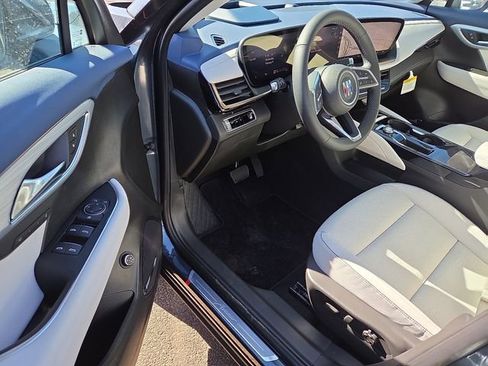 New 2026 Buick Envision Avenir image 9
