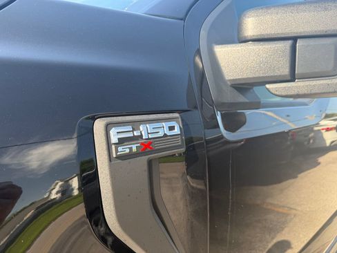 Used 2022 Ford F150 XL w/ STX Appearance Package AWD/4WD image 18